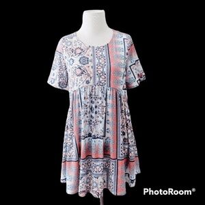 NWT Paisley Grace Tunic Top Wanderlust Size Small Short Sleeve